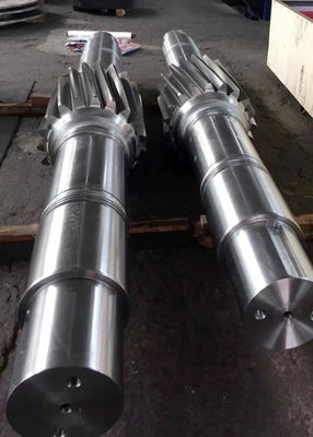 গিয়ার গ্রিলিং হেলিক্যাল ট্রান্সমিশন গিয়ার শ্যাফ্ট 17CrNiMo6 স্টিল গিয়ারবক্স আউটপুট শ্যাফ্ট