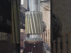 পাওয়ার ট্রান্সমিশনের জন্য যথার্থ সিএনসি মেশিনযুক্ত হেলিকাল গিয়ার শ্যাফ্ট